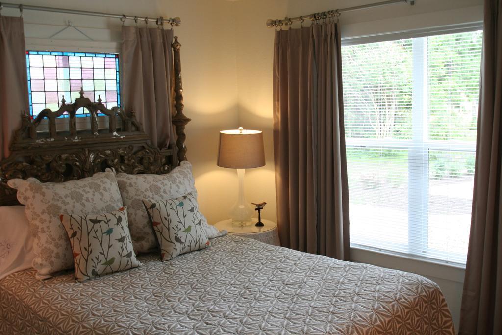 Bear Creek Cottage Manchaca Dış mekan fotoğraf
